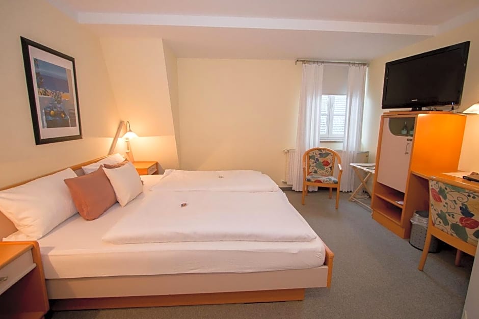 Hotel Garni am Markt - Businesshotel - Frühstücksbuffet - Fahrradabstellplatz - Hunde willkommen