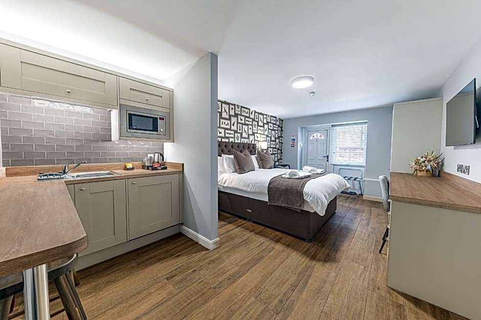 Chequers Lodge- Dalton-in- Furness- Self check in- for professionals and tourists