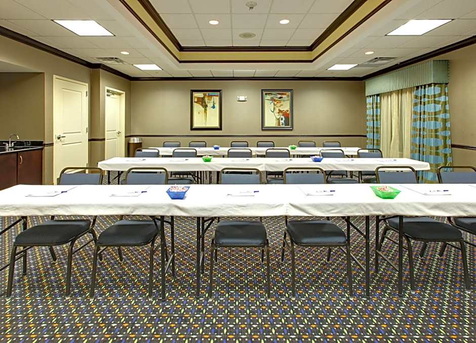 Holiday Inn Express & Suites Covington By IHG