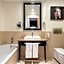 Pestana Chelsea Bridge Hotel & SPA
