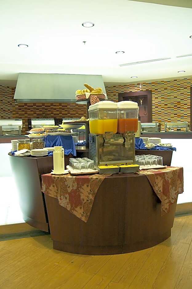 Hotel Gran Puri Manado