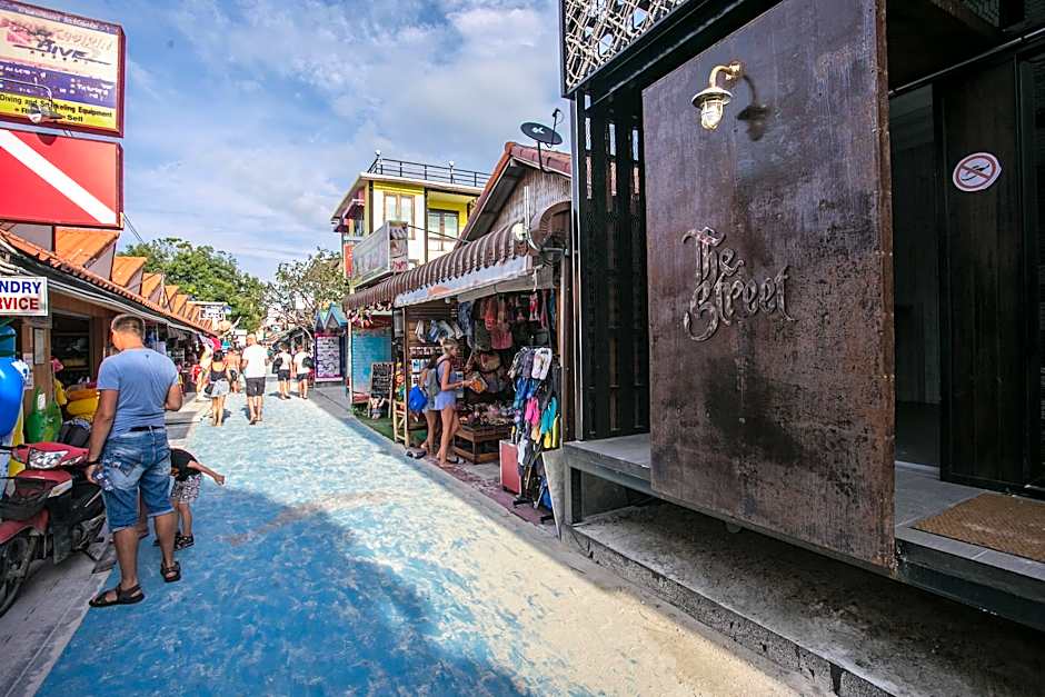 The Street Hostel Koh Lipe