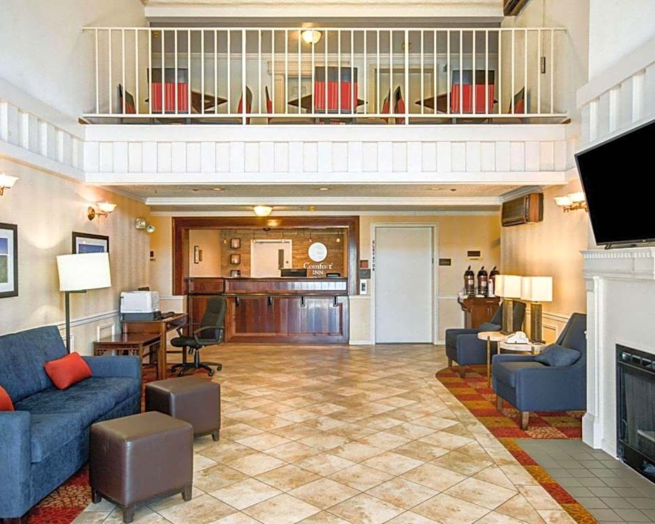 Comfort Inn Redding Near I-5