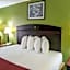 Quality Inn Chipley I-10 at Exit 120