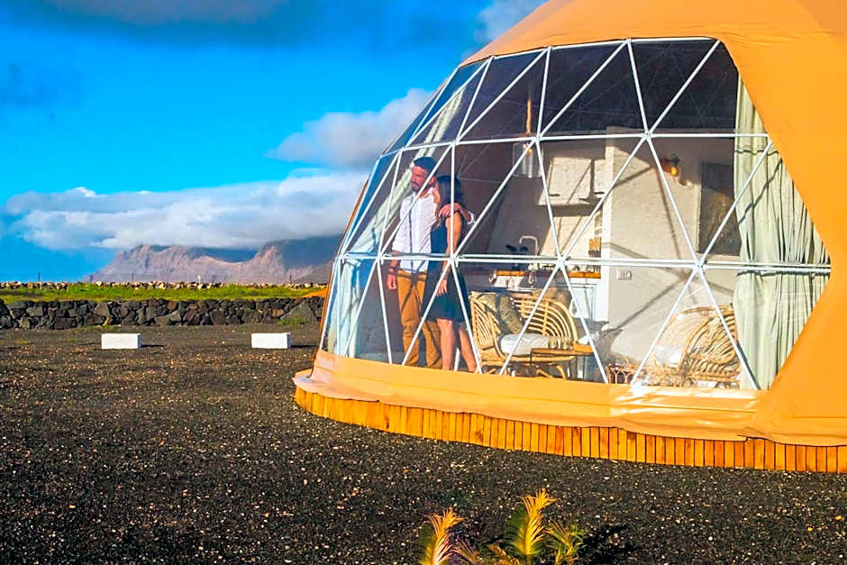 Eslanzarote Luxurious Eco Dome Experience