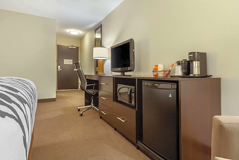 Sleep Inn & Suites Fargo Medical Center