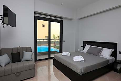 Triple Room with Pool View