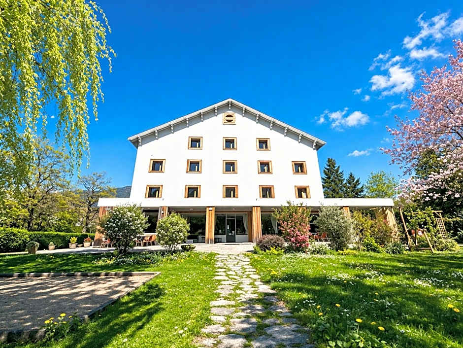 Logis Hôtels La Crémaillère