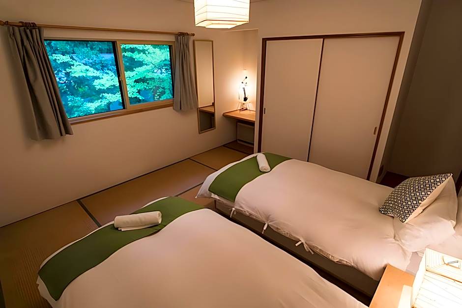 Sheltered Inn Hakuba