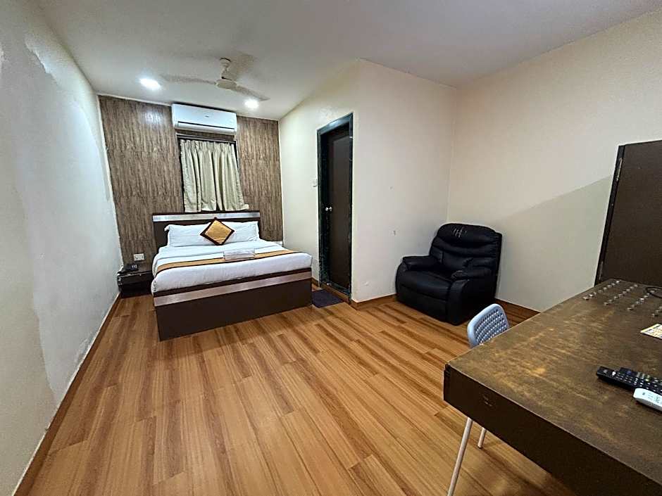 Hotel Sunshine Airport