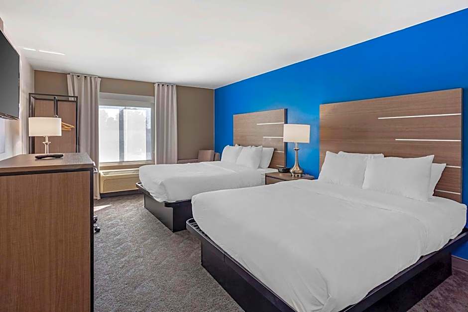 Comfort Inn & Suites Harrisburg-Hershey North