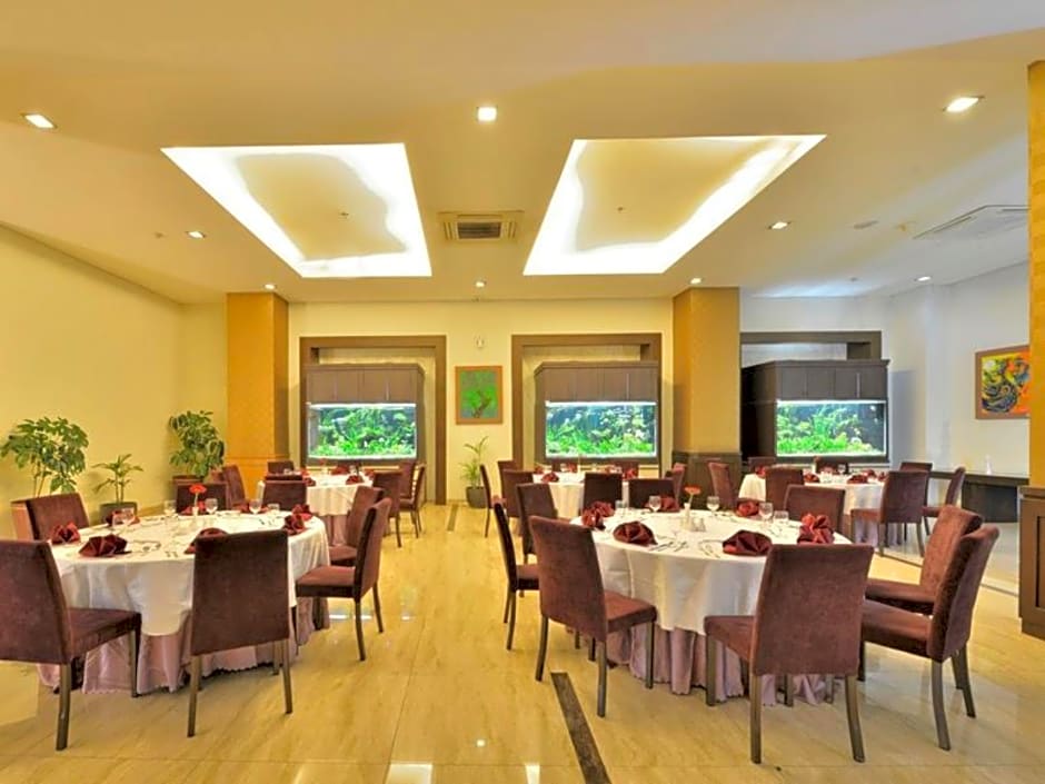 Gino Feruci Kebon Jati Bandung