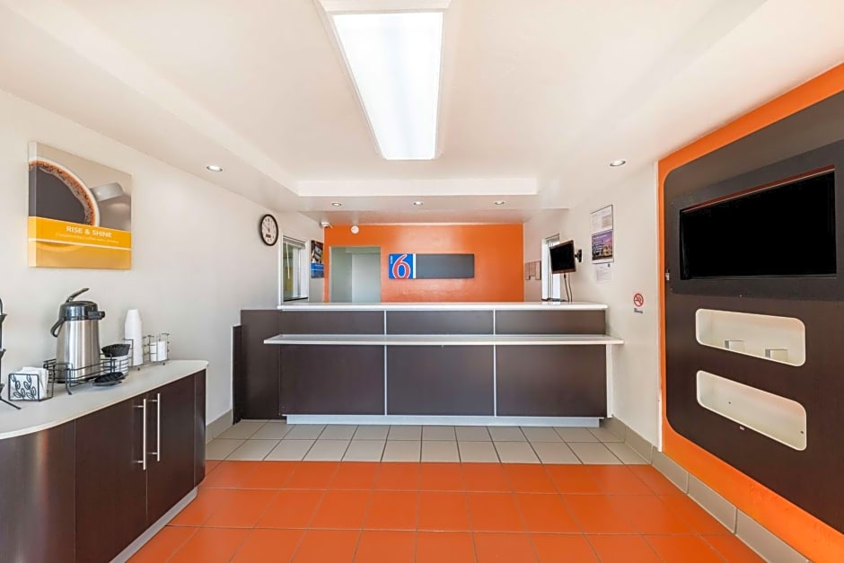 Motel 6-Oklahoma City, OK - Bricktown