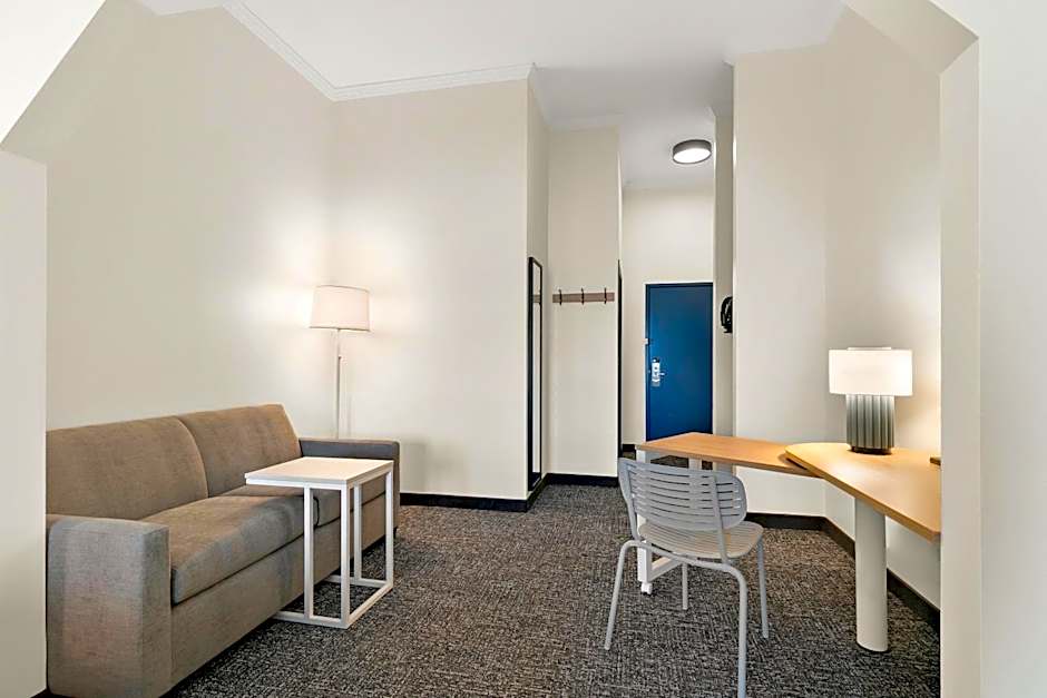 Spark by Hilton Commerce, GA