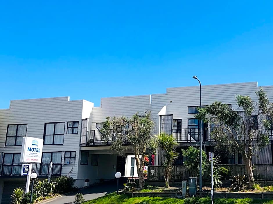 Wrights by the Sea Motel