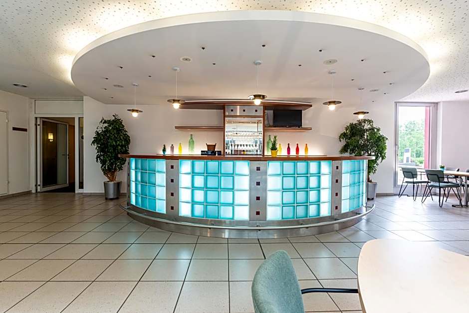 B&B Hotel Lully 3 Lakes