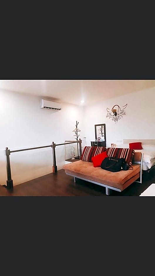 Qinbian B&B