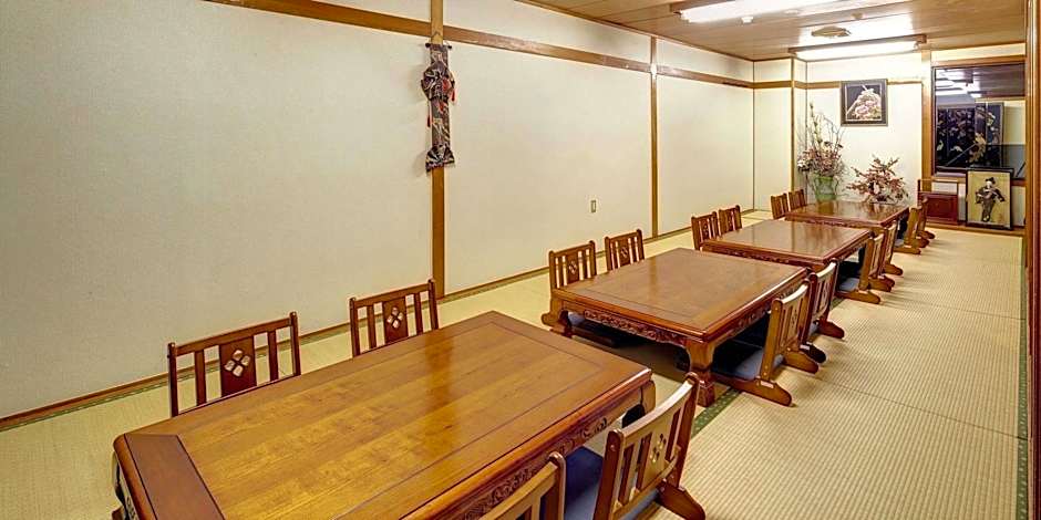 Okinawa Sunplaza Hotel