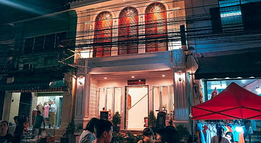 A DAY INN RANONG HOSTEL