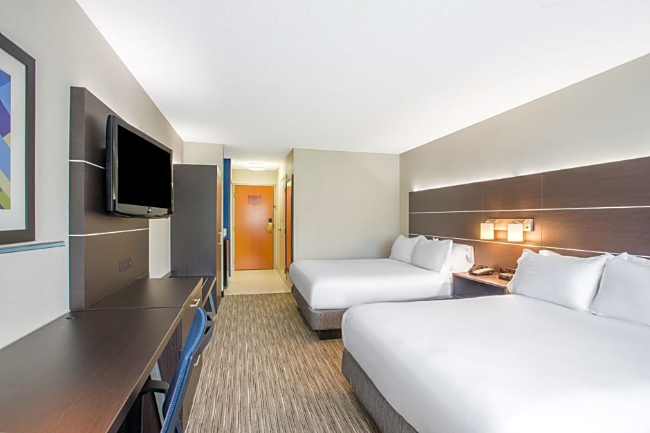 Holiday Inn Express Hotel & Suites Boston - Marlboro