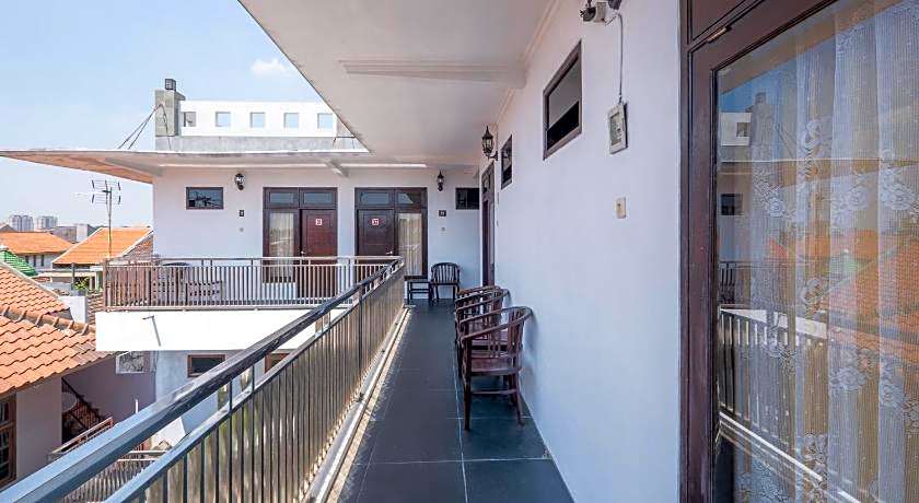 Grha Rahadi 2 Wiyung RedPartner