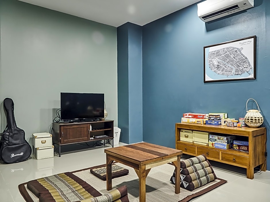 Hom hostel & Cooking club