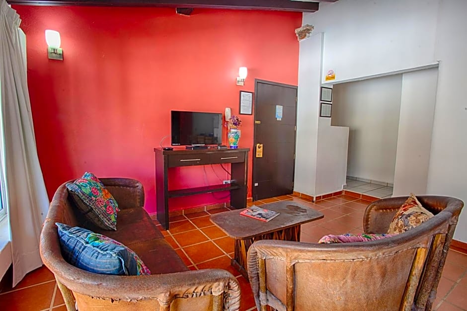 La Iguana Vallarta LGBT Experience - Romantic Zone