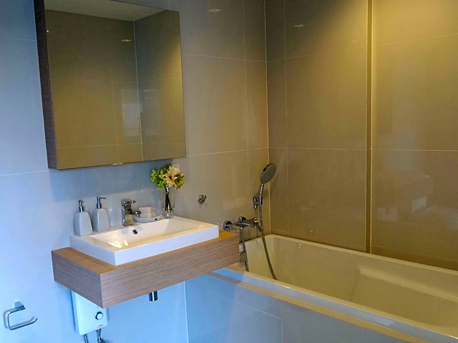 23 Degree Condo By The Good Life