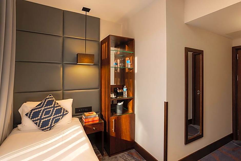 The Chilworth London Paddington