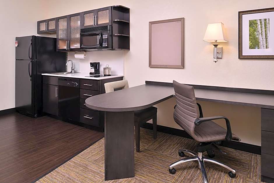 Candlewood Suites Terre Haute By IHG