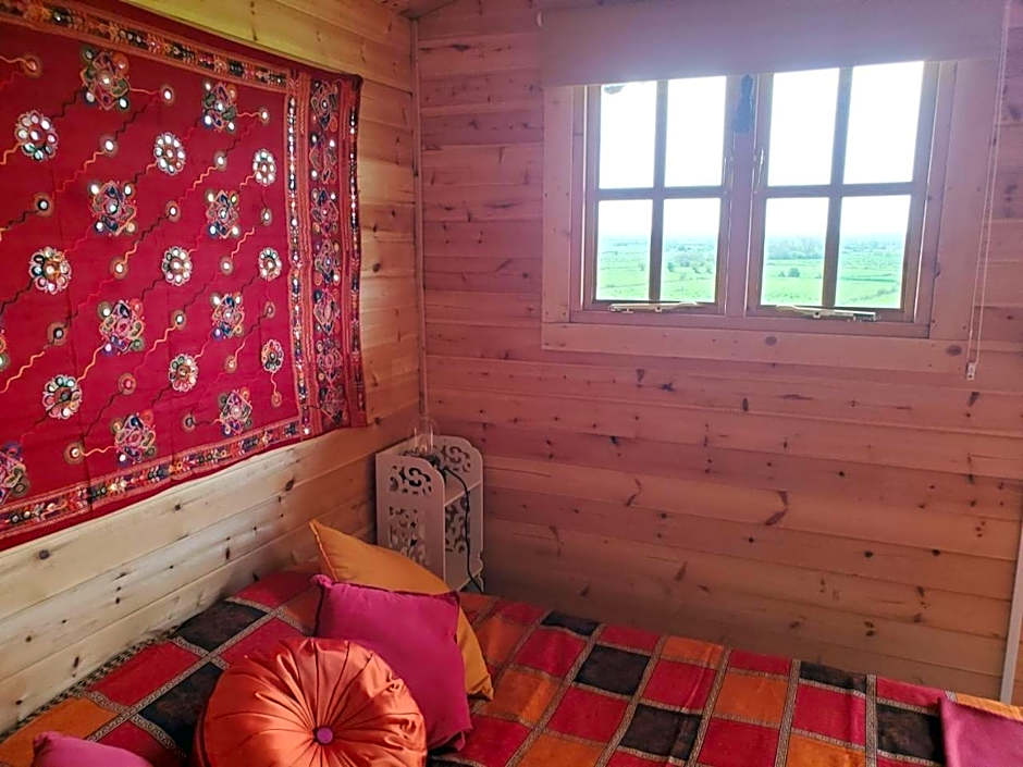 Healing Waters Sanctuary, Peaceful Retreat House, Glastonbury