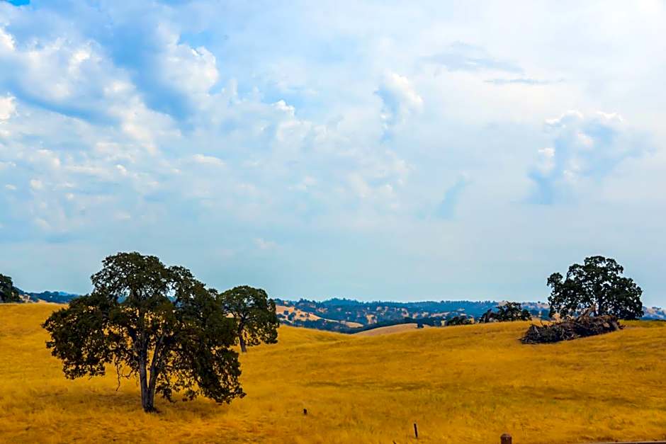 Shenandoah Inn, MAJOR CREDIT CARDS REQUIRED for check in