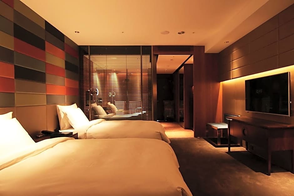 H2O HOTEL