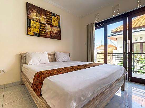 Azalea Homestay & Villa