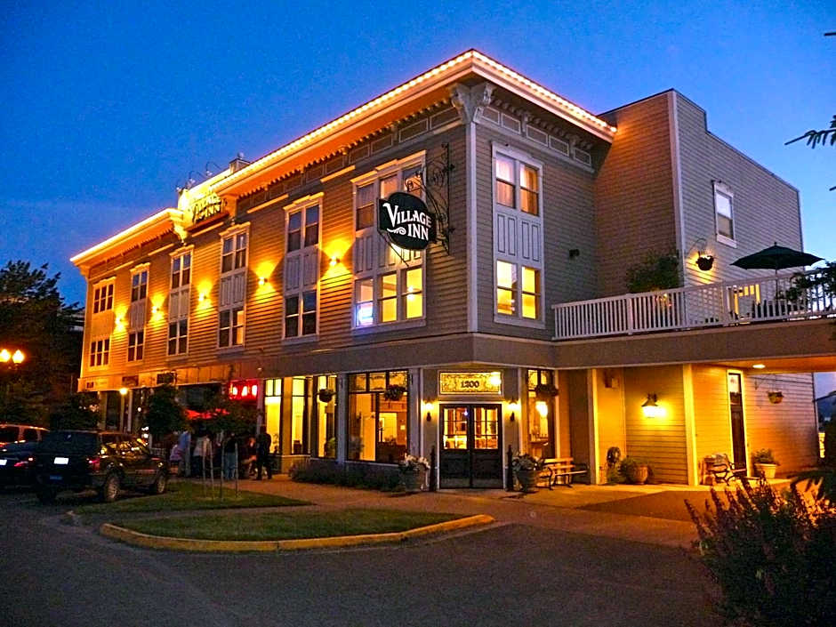 Fairhaven Village Inn