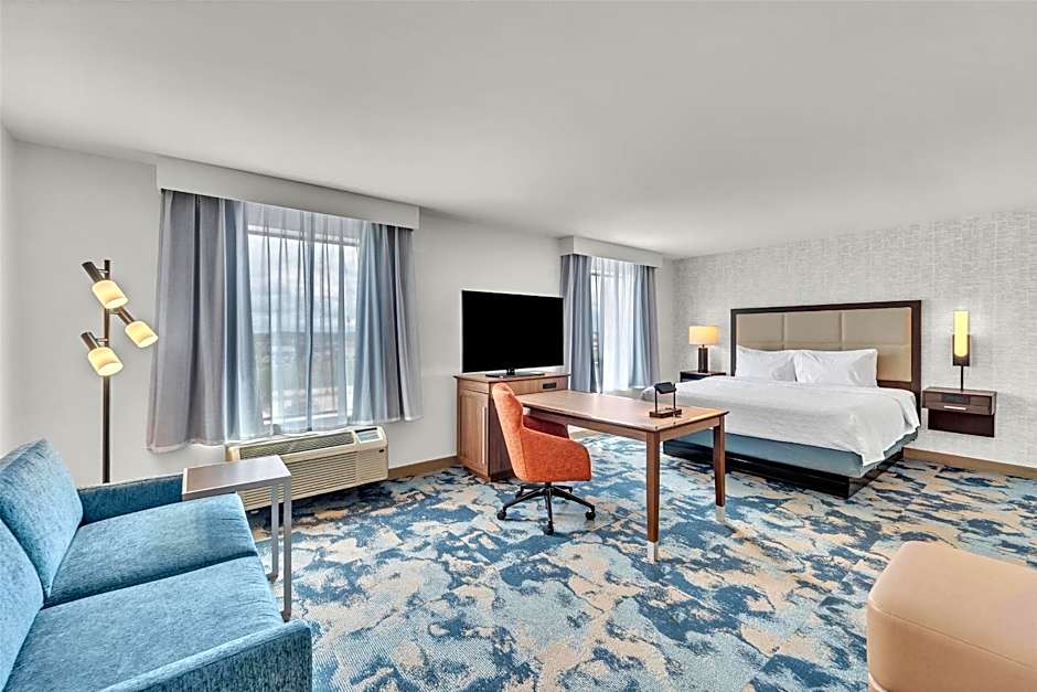 Hampton Inn By Hilton & Suites Kenosha