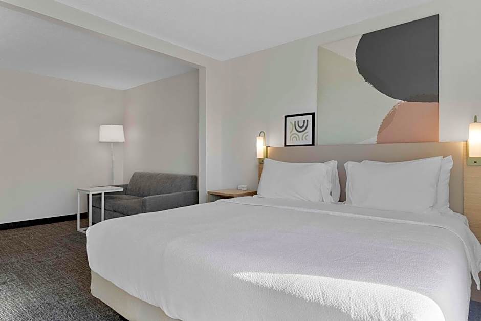 Spark by Hilton Greensboro