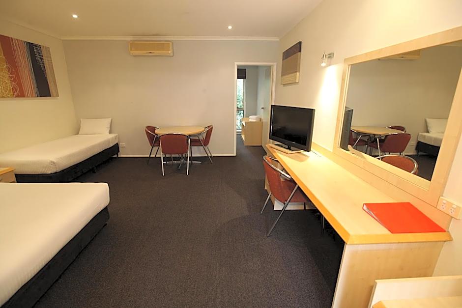 Red Bridge Motor Inn