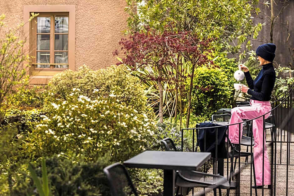 LHotel - face au château - boutique hôtel et séminaires
