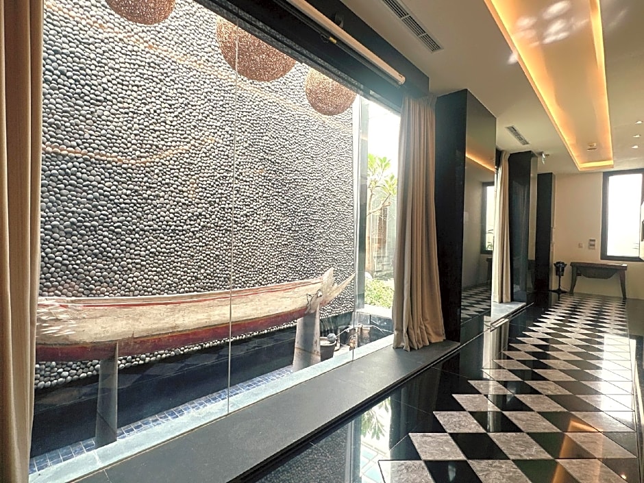 Orient Luxury Villa Motel