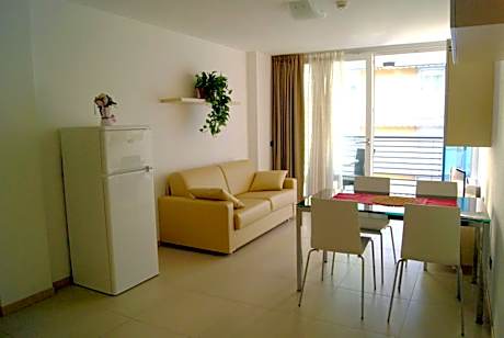 One-Bedroom Suite (2 Adults)