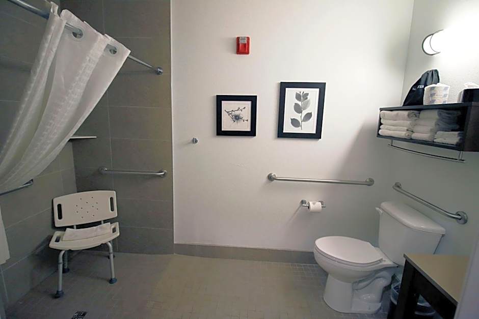 Country Inn & Suites by Radisson, Council Bluffs, IA