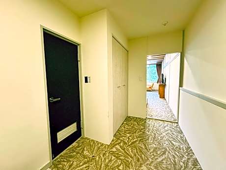 Twin Room with Private Bathroom