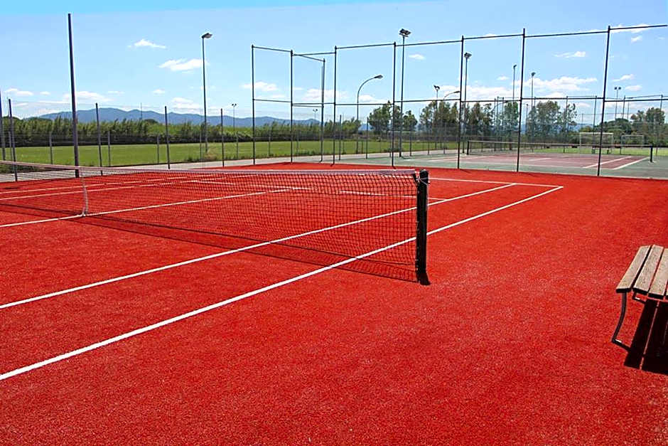 Villaggio Turistico La Cecinella