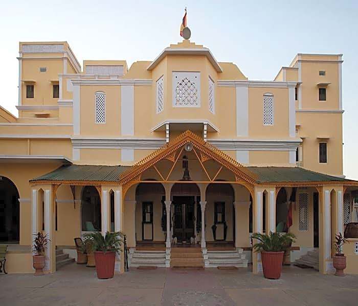 Roop Niwas Kothi Hotel