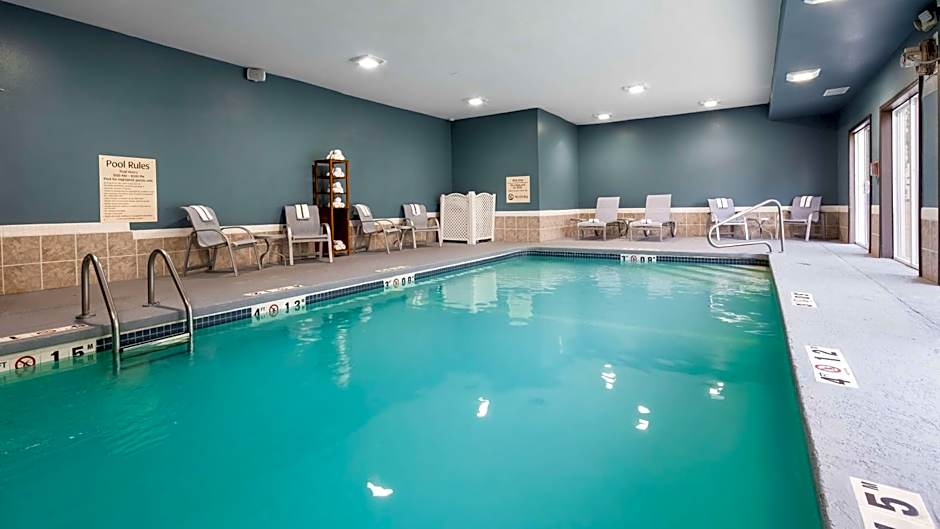 Best Western Plus Lee's Summit Hotel & Suites