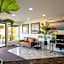 Red Lion Inn & Suites Vancouver