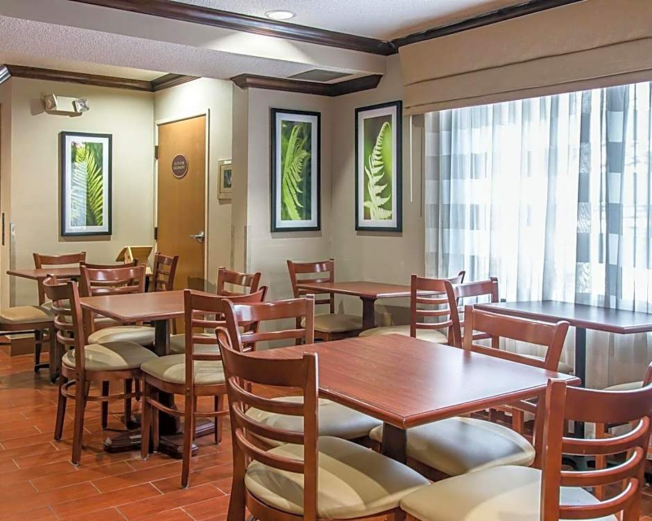 Baymont by Wyndham Flat Rock