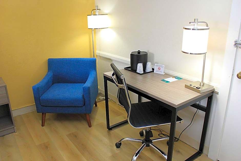 Quality Inn Aurora Denver