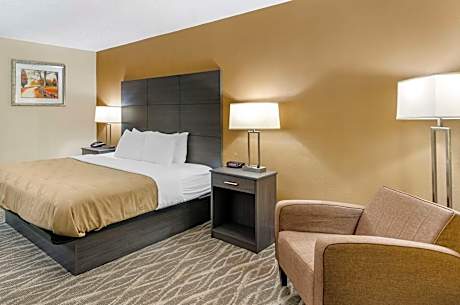 King Room - Accessible/Non-Smoking